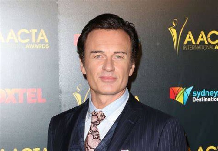 34 Facts about Julian Mcmahon