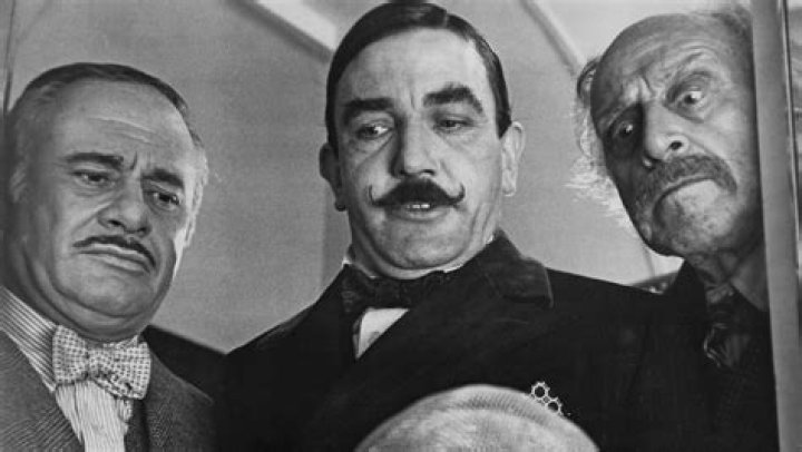 A scene from Agatha Christie movie Alibi.