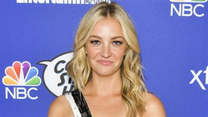 Abby Elliott Reacts to Shane Gillis Getting Fired From 'SNL' for Past
