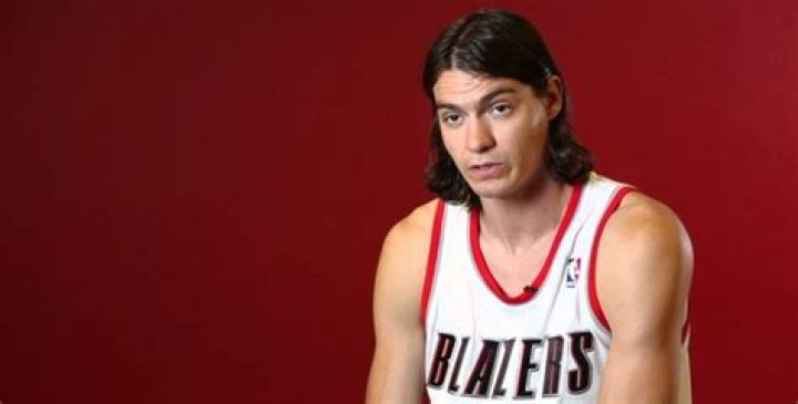 Adam Morrison Age, Net worth: Bio-Wiki, Kids, Weight, Wife