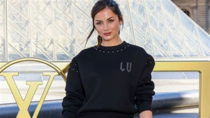Ana de Armas Stuns in Black Dress and Sandals for &lsquo;No Time to Die
