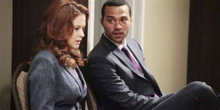 April and Jackson sitting together on Grey's Anatomy