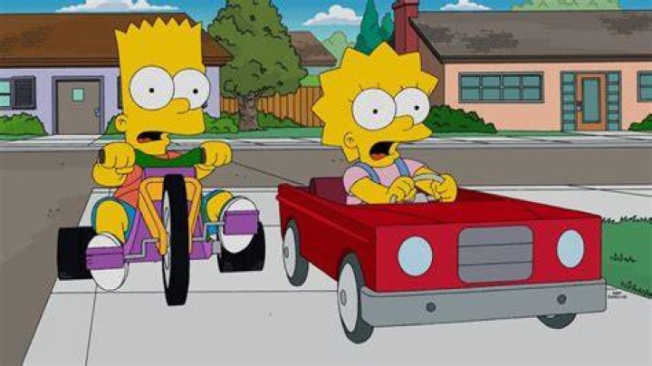 Bart and Lisa playing ice hockey in The Simpsons