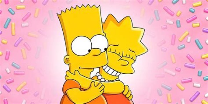Bart and Lisa's fannypacks get tangled in The Simpsons