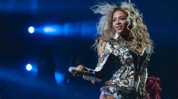 Beyonce's daughter Blue Ivy leaves fans confused as she joins dad at