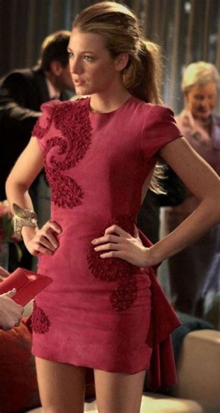 Blake Lively Gossip Girl Dresses Images 2022