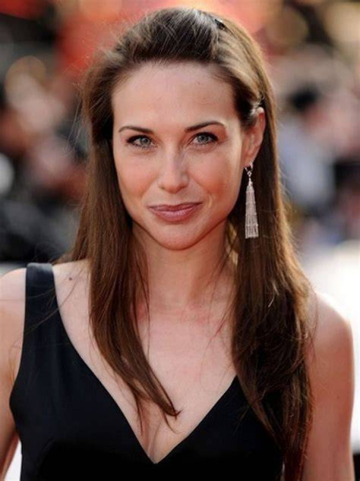 Claire Forlani height