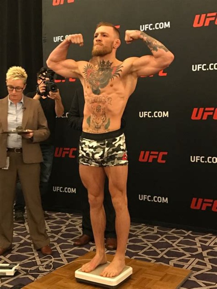 Conor McGregor UFC205 official weighin results Conor McGregor