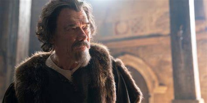 Cursed Peter Guinness as Sir Ector