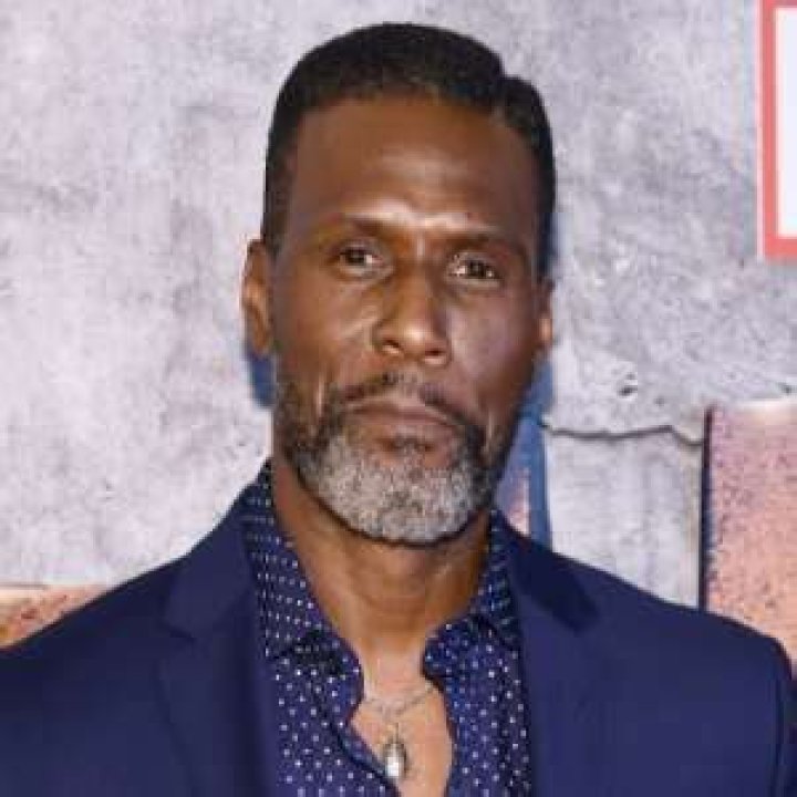 Curtiss Cook Birthday, Real Name, Age, Weight, Height, Family, Facts