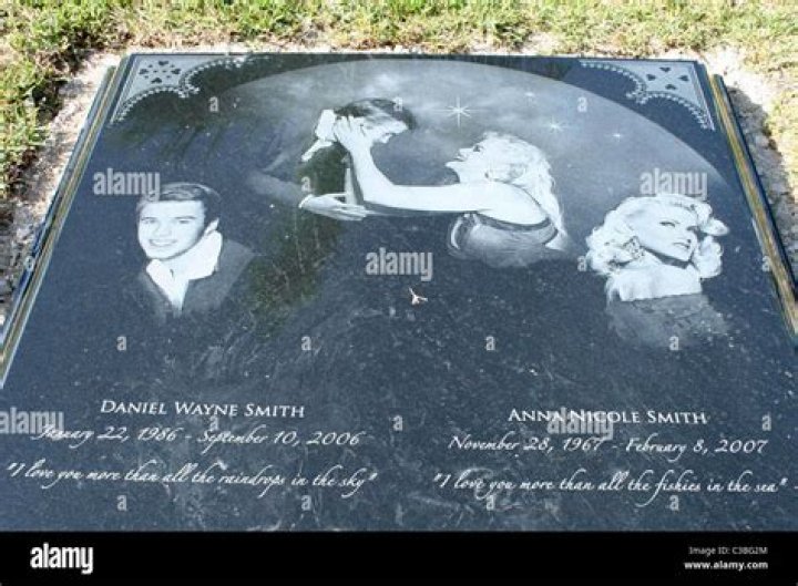Daniel Wayne Smith Son of actress who died on mum's hospital bed