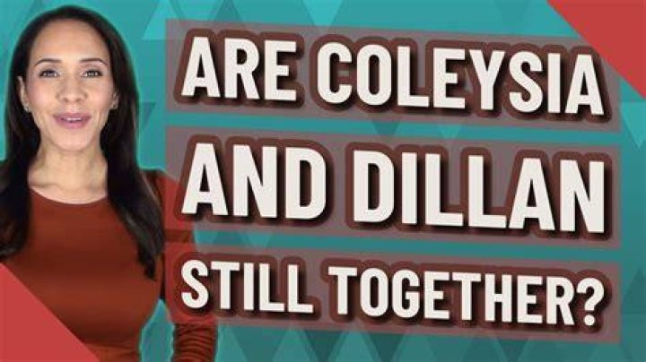 Dillan and Coleysia share a kiss on Are You The One?
