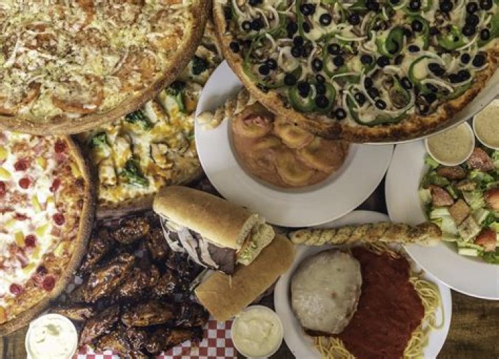 Discovering Deliciousness: Tony's Pizza Ballantyne North Carolina