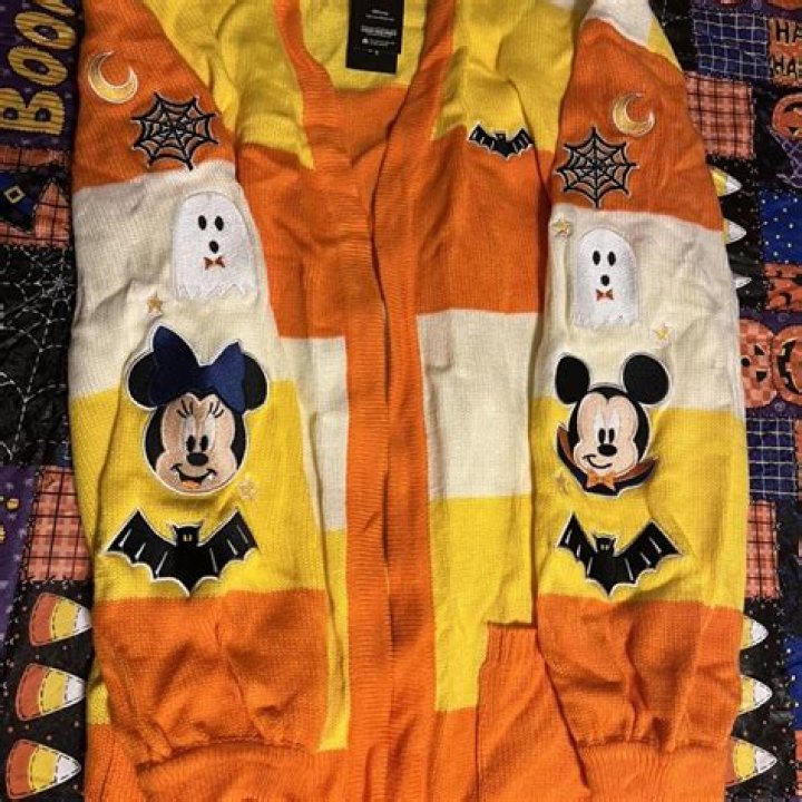Disney Halloween Cardigan Hot Topic Has a New Disney Halloween
