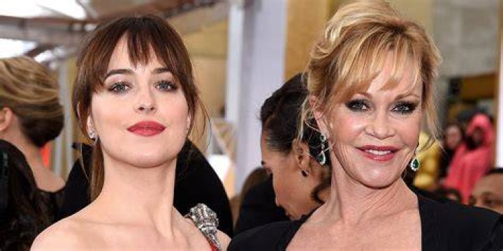 Does Melanie Martin have custody of her son?