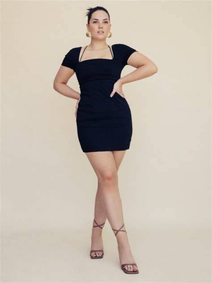 Emily B height