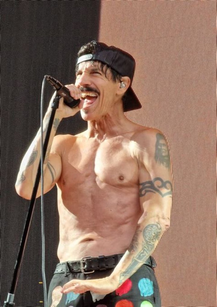 Exploring Anthony Kiedis' Partners: Age, Relationships, And Insights