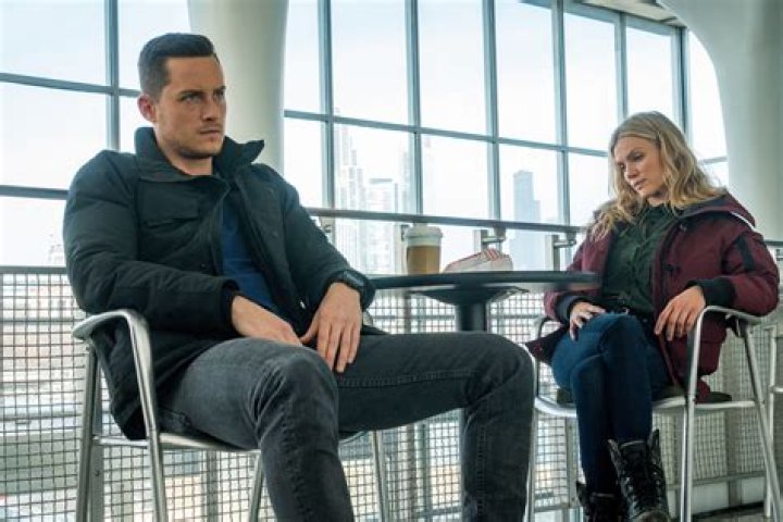 Hailey Upton and Jay Halstead next to each other in Chicago PD 