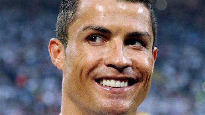 How Much Did Cristiano Ronaldo Make Per Week?
