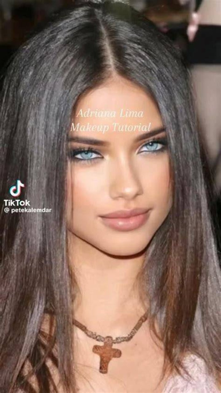How Much Does Adriana Lima Net Worth 2021? Celebrities