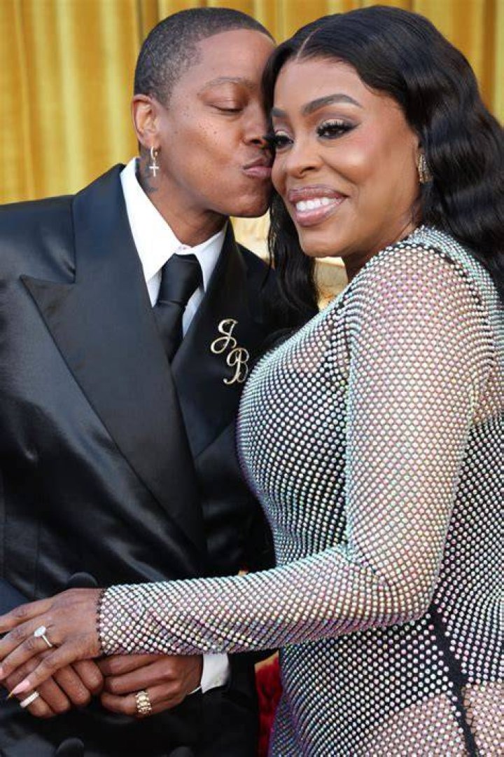Inside Niecy Nash's Relationship With Her Wife