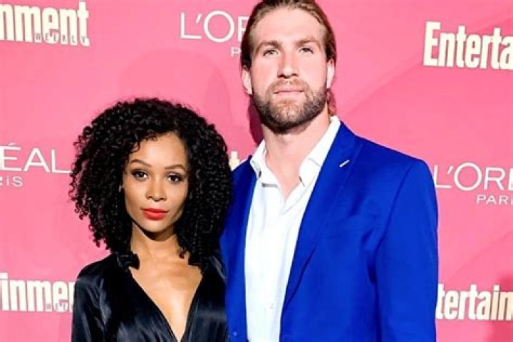 Is Zuri Hall married or dating a boyfriend? Her net worth, height, bio facts.