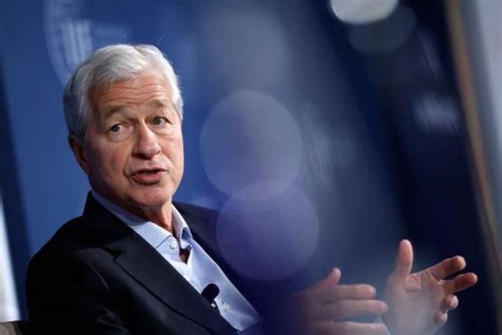 Jamie Dimon gets a 3 million raise CNN