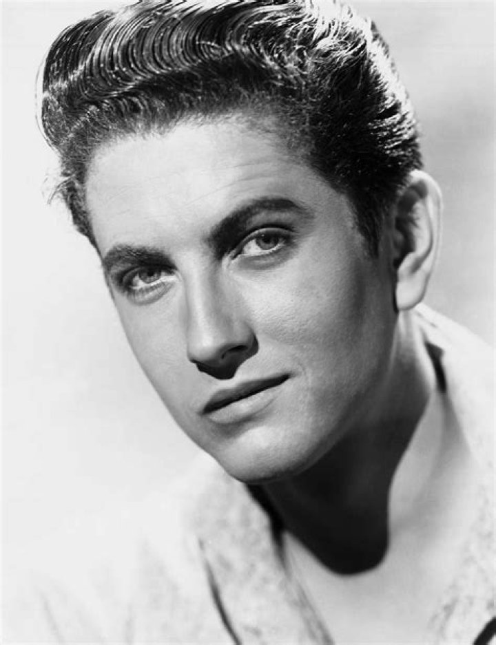 John Drew Barrymore Height