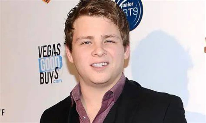 Jonathan Lipnicki Net worth, Age: Bio-Wiki, Weight, Wife, Kids