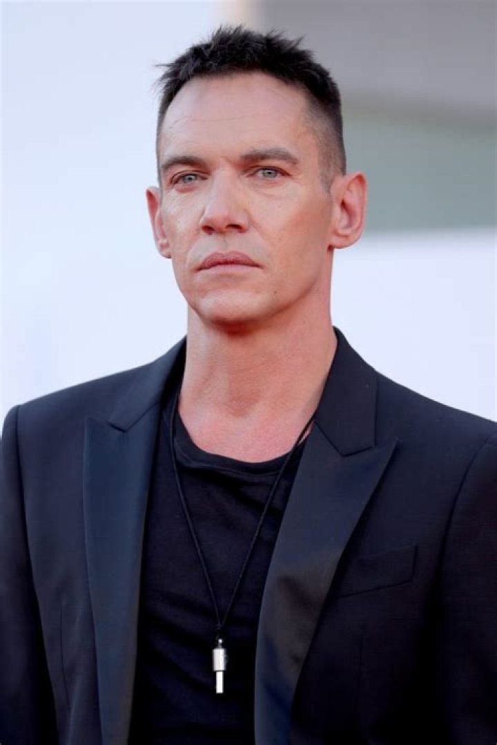 Jonathan Rhys Meyers weight
