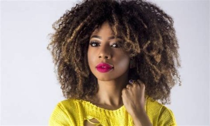 Kelly Khumalo gives advice to Duduzane Zuma: "Have your own voice"