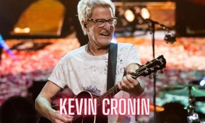 Kevin Cronin height