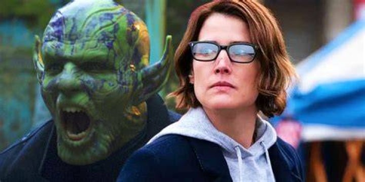 Maria Hill and a Skrull in Secret Invasion