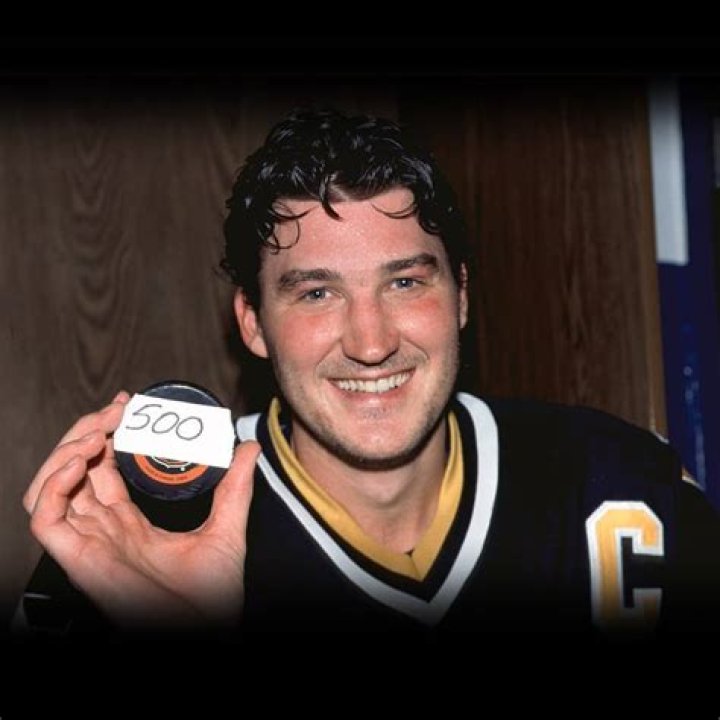 Mario Lemieux Net Worth – One Of The Richest Hockey Players Ever