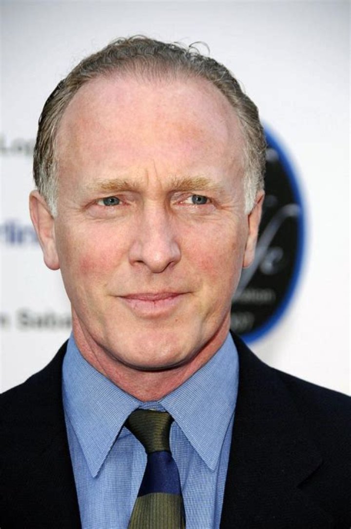 Mark Rolston Height