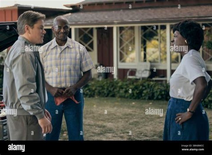 Matt Damon as Sonny Vaccaro speaking on the phone in Air
