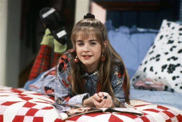Melissa Joan Hart as Clarissa Darling in Clarissa Explains it All
