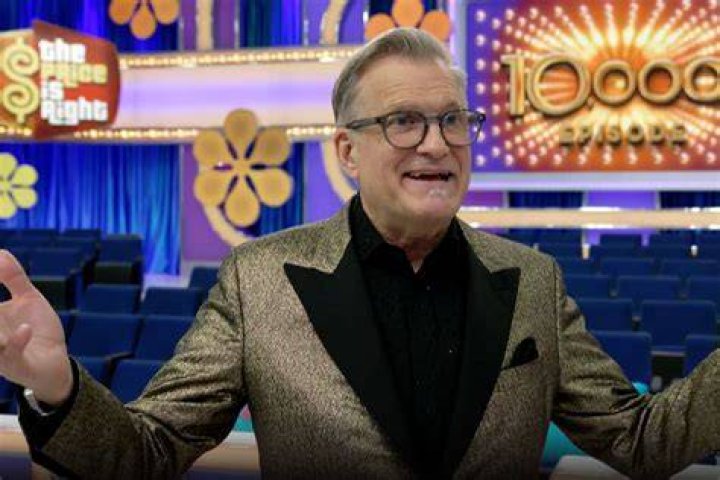 Millionaire TV Hosts Drew Carey and Steve Harvey Used to Help Brittney