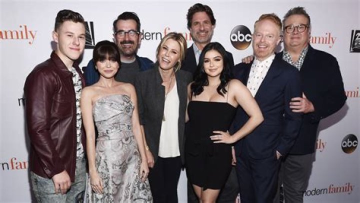 Modern Family cast crowded into a hallway for the finale episode