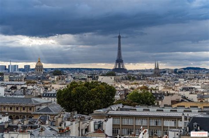 PARIS, FRANCE JULY 30 Michael Phelps and his baby Nico Phelps attend