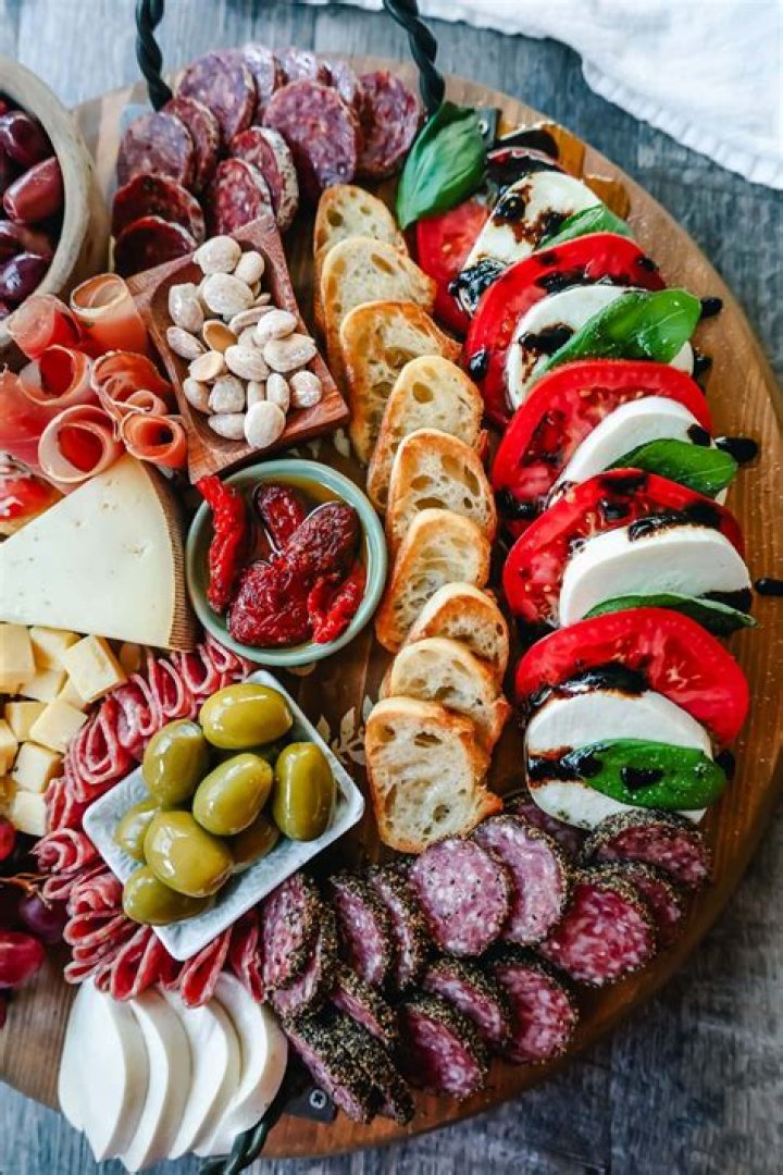 Party charcuterie board ideas
