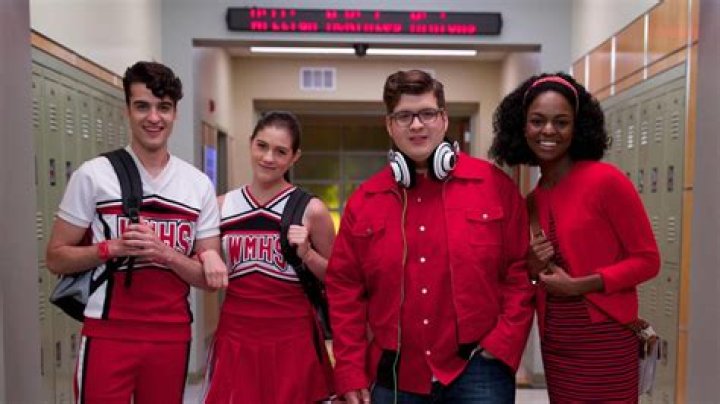 Photos from 6 Tragic Takeaways From The Price of Glee