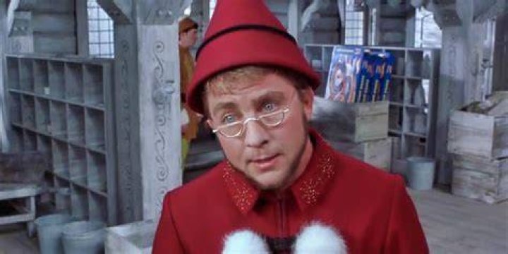 Ralphie From A Christmas Story Appears In Elf