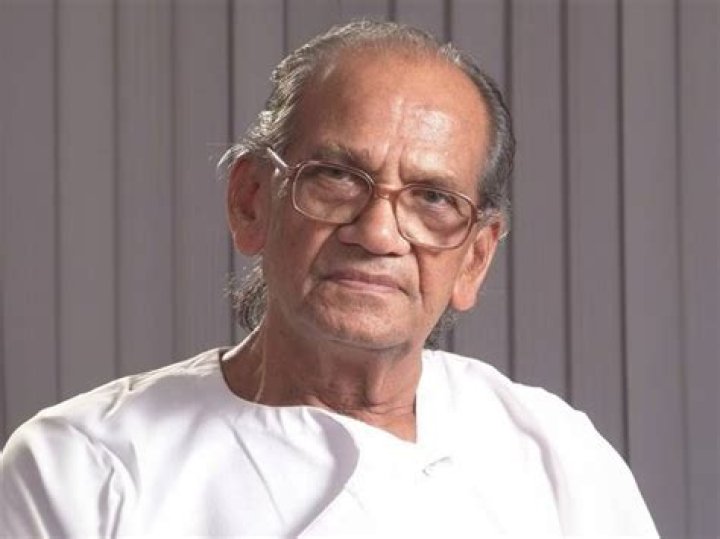 Ram V Sutar Images
