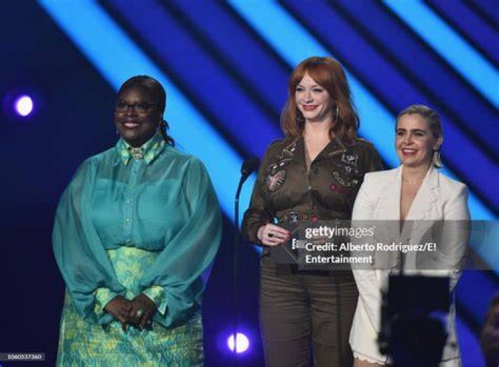 Retta, Christina Hendricks and Mae Whitman in Good Girls on NBC