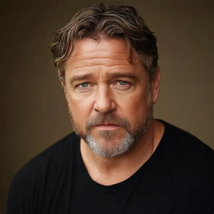 Russell Crowe as Jor-El in The Man Of Steel: Arrival (2020)