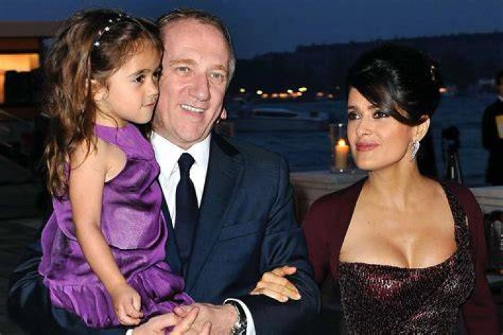 Salma Hayek Age, Husband, Daughter, Nationality Biography and Wiki