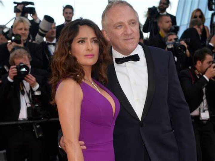 Salma Hayek Family Photos, Husband, Daughter, Age, Height