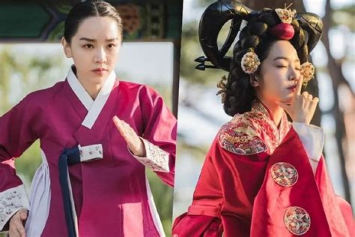 Shin Hye Sun Transforms Into Eccentric Queen For Drama &ldquo;Mr. Queen&rdquo;