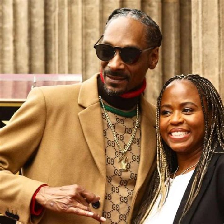 Snoop Dogg wife Snoop Dogg wife